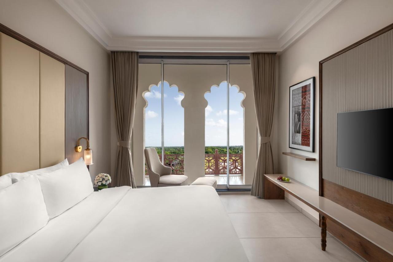 Uday Palace Navsari, A Member Of Radisson Individuals Exteriér fotografie