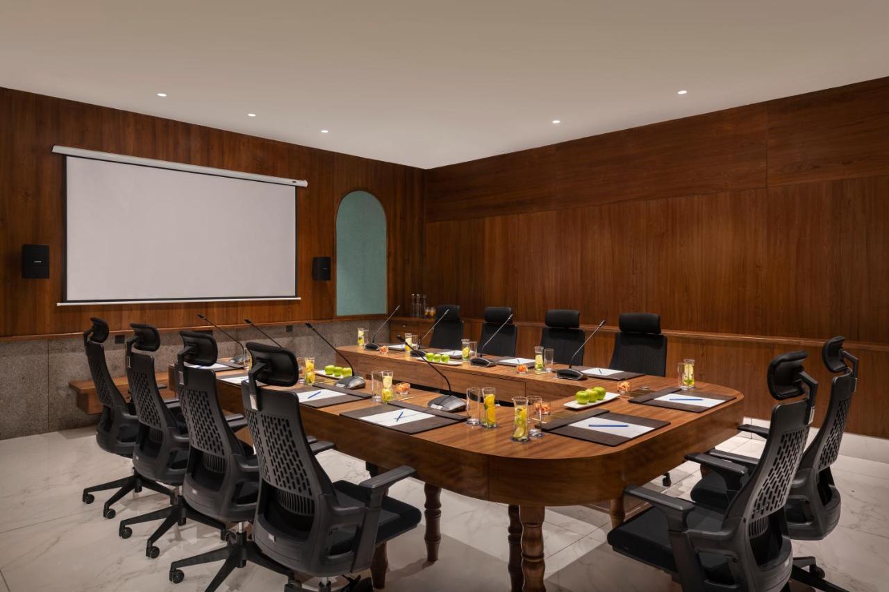 Uday Palace Navsari, A Member Of Radisson Individuals Exteriér fotografie