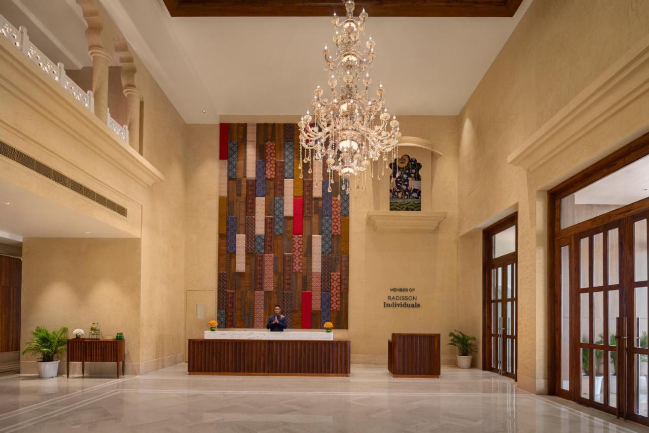 Uday Palace Navsari, A Member Of Radisson Individuals Exteriér fotografie